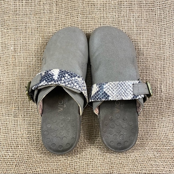 Vionic sandals clogs flats slip on shoes animal print buckle strap size 6 - Picture 5 of 10